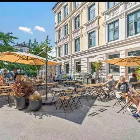 Small With Smart Solution In Of Only 2 Km From The Station ホームステイ