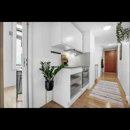 Privatunterkunft Small With Smart Solution In Of Only 2 Km From The Station